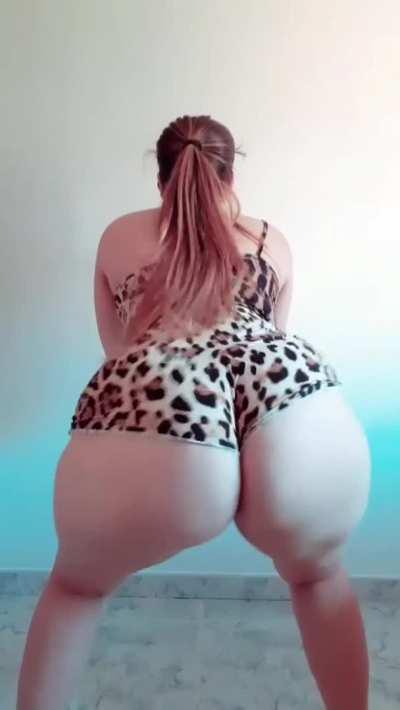 I have the art of twerking?🍑