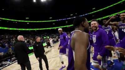 [Highlight] Behind the Scenes of De'Aaron Fox's Game-Winning logo shot, including locker room celebration with the squad!