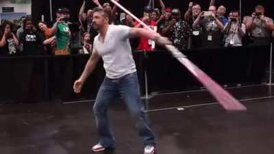 Darth Maul (Ray Park) still got it 🤯