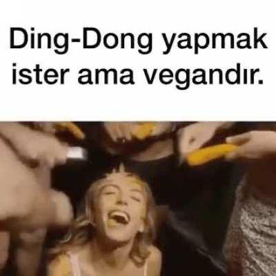 Onunda duyguları var.