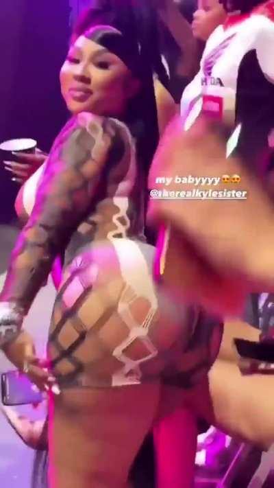 Ari Fletcher (@therealkylesister)