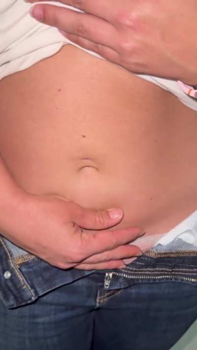 Mi barriga y ombligo