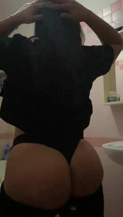 The young ones are always the horniest