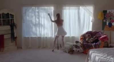 Tammy and the T-Rex (1994) ending: What feels more wrong? A cheerleader knowing how to get a disembodied brain see and speak through machines, or that the same brain orgasming to her 