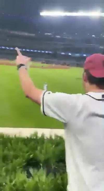 Acuña playiñg some Beer Poñg