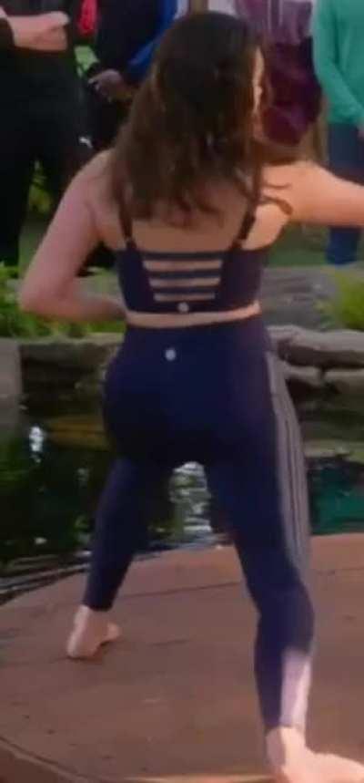 Mary in the season 5 trailer