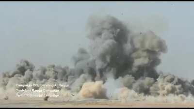 IS VBIED prematurely detonated by a French Javelin missile - 2016