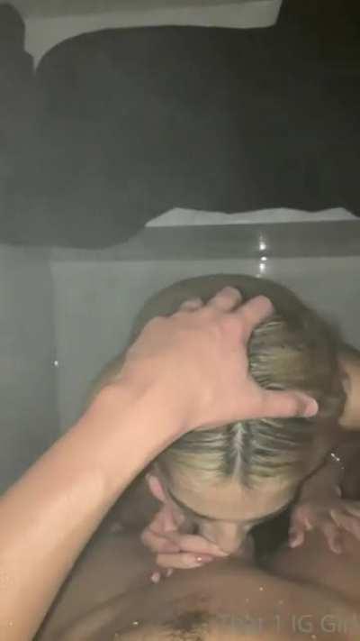 Asian girls do it better 💛