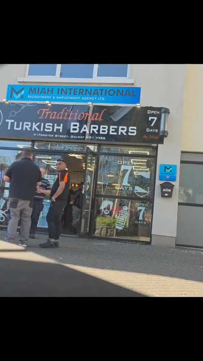 Barbershop didn't pay the contractor for electrical work, contractor shows up.