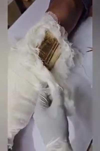 Customs in India busts a serial gold-smuggler.