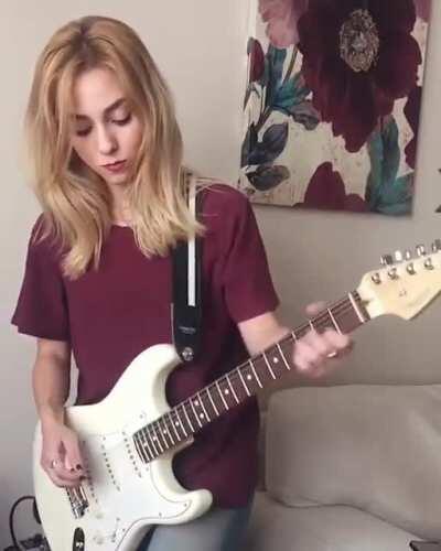 Some Halloween music (by destinypetrel IG)