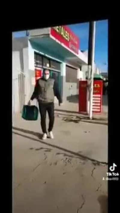 vendió $4.000 en monedas como metal y le pagaron más del doble