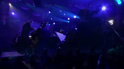 Kansas - Dust In The Wind  (Original release 1977)