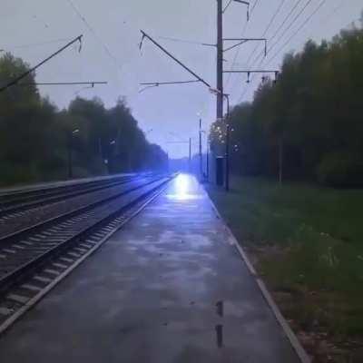 Шаровая молния😃