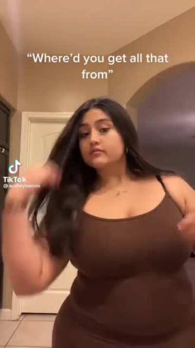 audreybarron (Thick mom and daughter shake it)