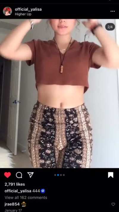 Anyone have her nudes? She was leaked in discord and she from fl her name is yalisa rivera👏 someone gotta come thro and ill even trade