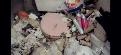 A cursed clip from the show Hoarders. Particularly Season 6 Episode 4. It's a woman who hoard water bottles of Poop!!' Poop!!!!!