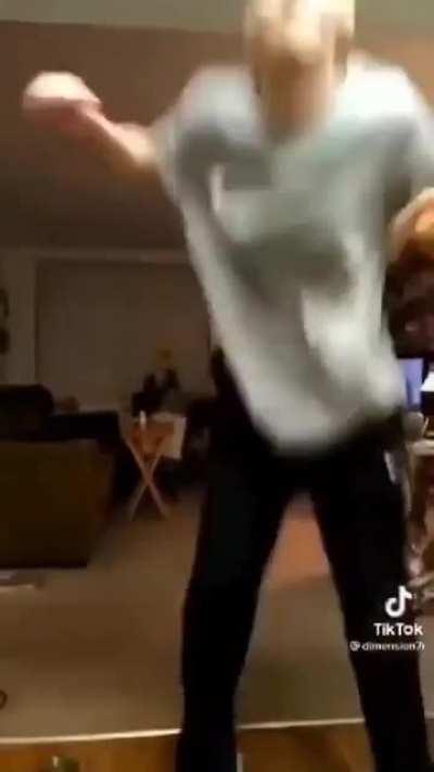 My NEIGHBORS love me 😍