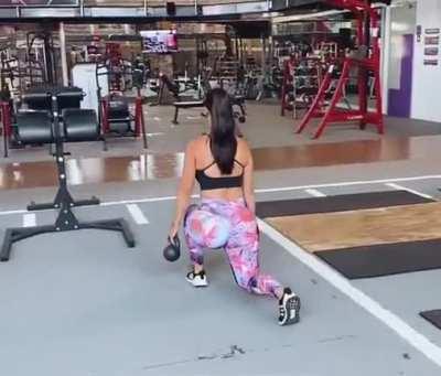 Goddamn look at that donk...😍