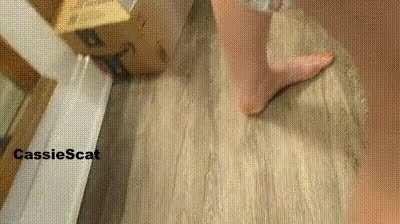 Cassie the Pooh and the Messy Morning [GIF]