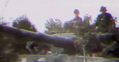 I'm not pro tran or anti tran but I don't like Nazi cause I'm merican 😎🇱🇷