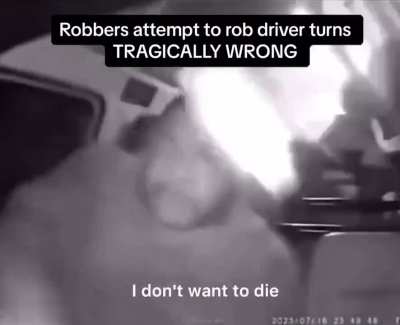 Man being robbed decides to do an uno reverse
