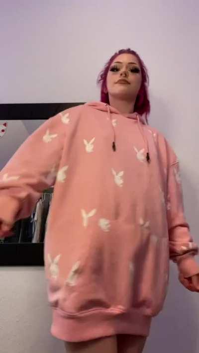 If you ever see me in this hoodie just know I’m probably naked underneath