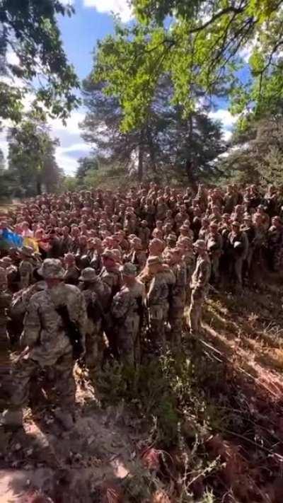 ua pov - Ukrainian soldiers singing the national anthem, just hours before embarking on the Kharkiv offensive