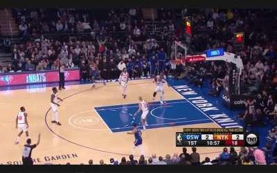 [Highlight] Steph Curry ties the All-Time 3 Point Record