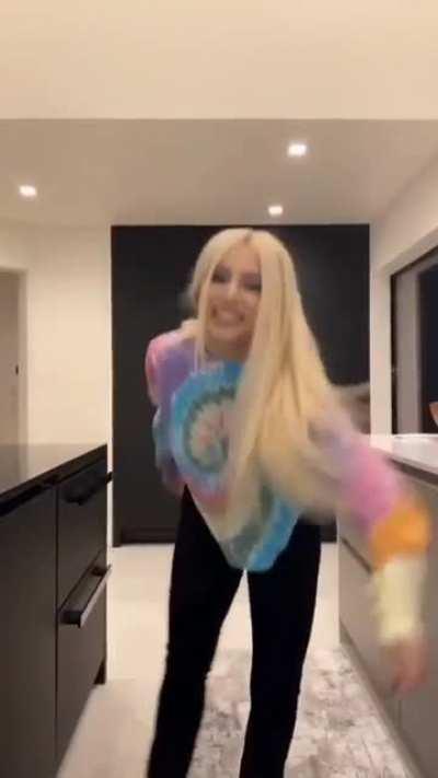 Found the original nip slip video (in the last)