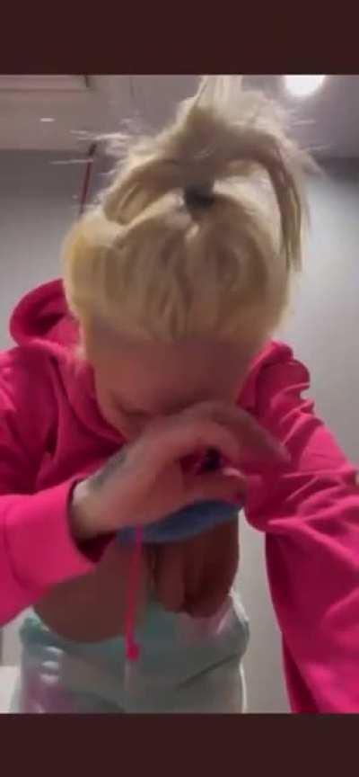 She popped the balloon