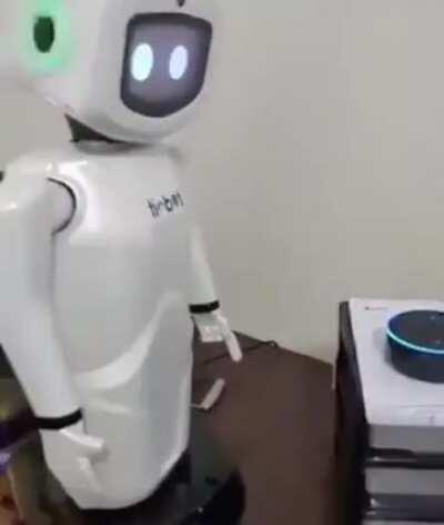 Eu gosto muito desses vídeos de robô