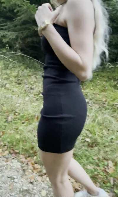 i love to go for a walk in the forest, would you mind to join me 🥺 [F]