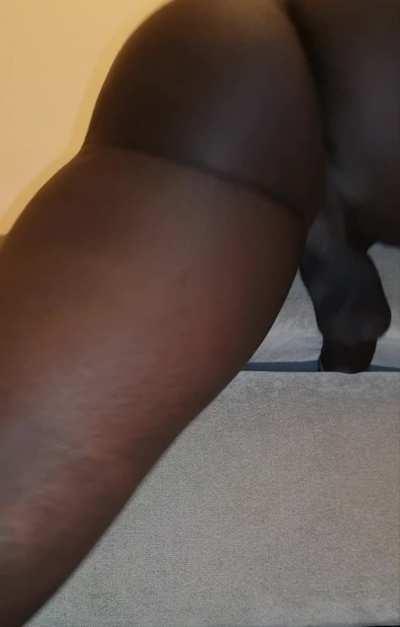 Can I smash the same way I'm smashing my sofa? 🤗🤭