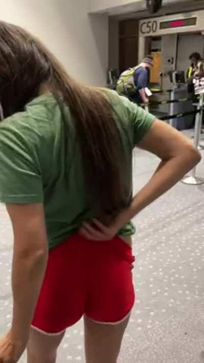 Remove butt plug before security check on airport