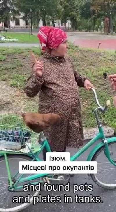 Woman from liberated Izum town about Russian occupiers (Eng.subs)