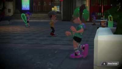 FiLmInG a TiKtOk In PuBlIc