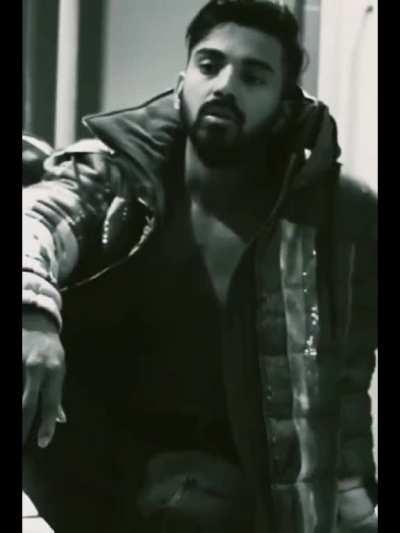 Title is not satisfied with daheg