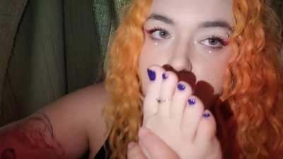 Toes are my favorite flavor 💕