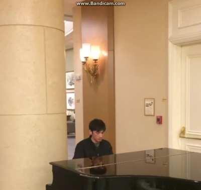 old video of Thanks played on piano. not sure where it is from