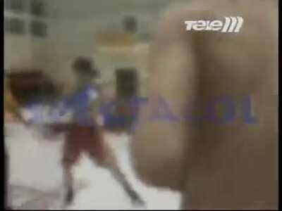 WAGTHROmani discutand subiecte medicale serioase 🧐