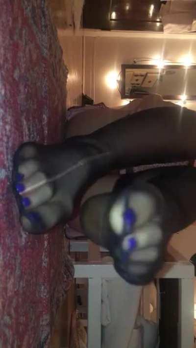 Who likes nylon play?