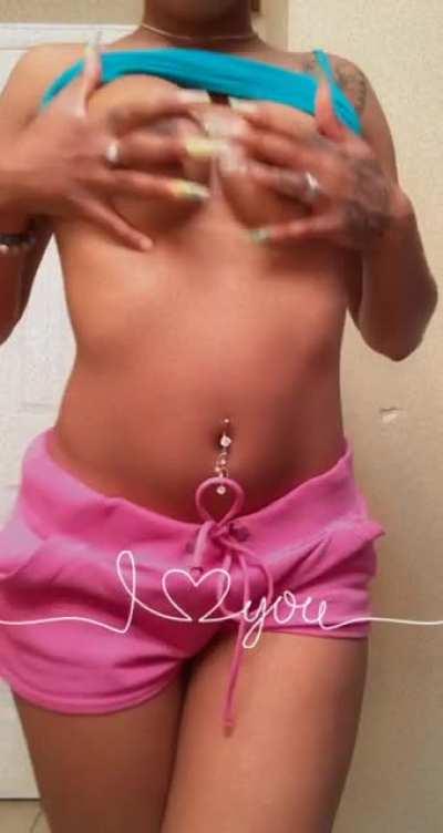 add my snapchat 😛 @vaanisecret69