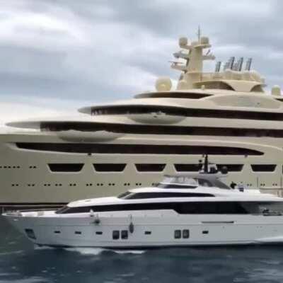 Millionaire meets billionaire