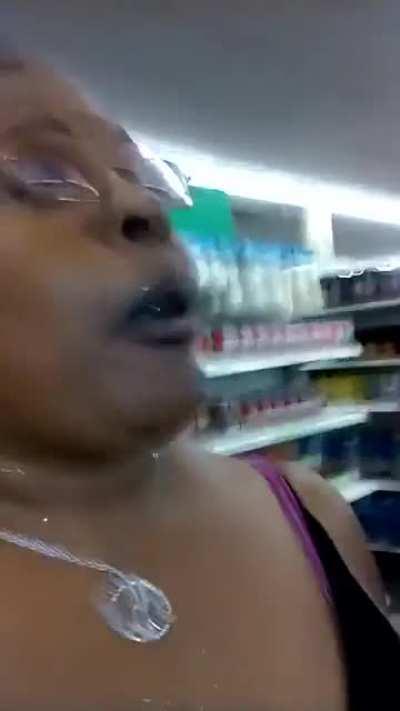 Dollar tree customer calls out another customer for leaving her child in the car…