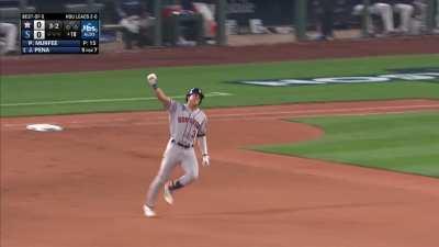 [Highlight] [Highlight] Jeremy Pena hits a solo home run to put the Astros ahead in the 18th inning!