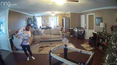 Mother saves son from choking