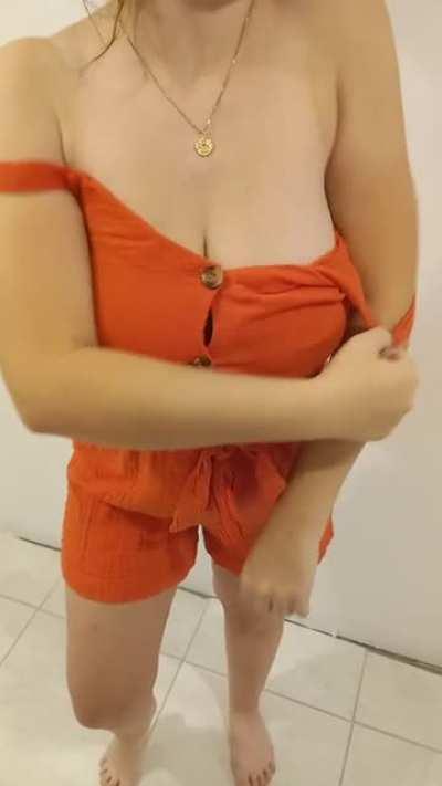 [gif] Irish girl with big tits likes to show off! [23f]