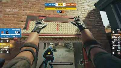 I did the Castle thing. (Couldn't place it inside due to the defuser placement, had to sacrifice myself.)