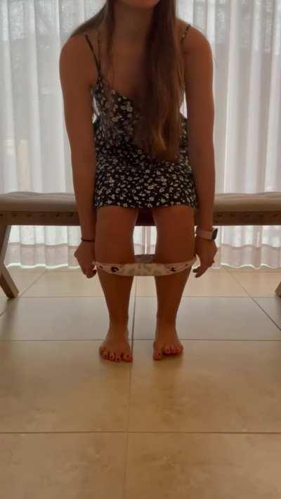 Soo I hear your good at licking pussy…. Prove it 😈